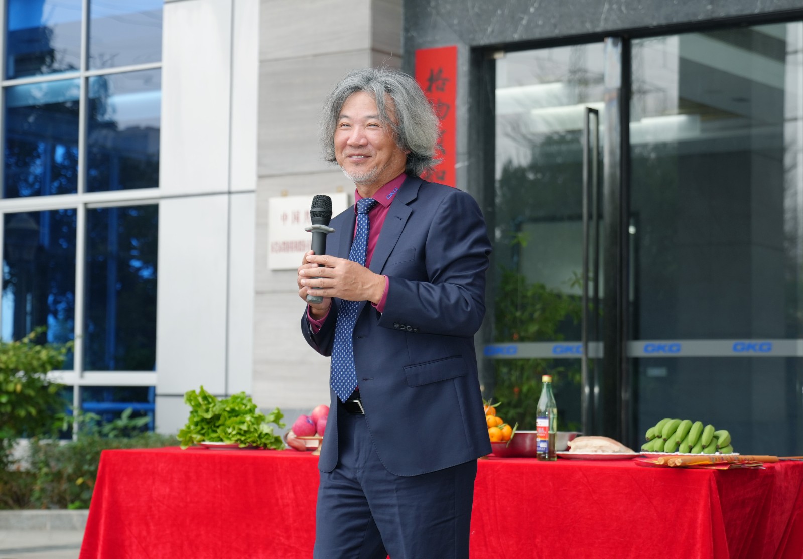 邱总讲话.jpg